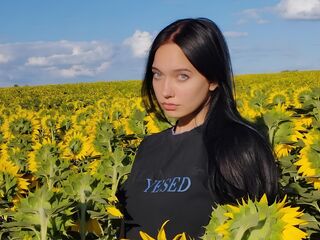 naughty camgirl masturbating with dildo LavonAnsara