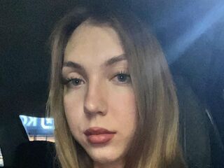 nude webcamgirl picture LeannHonnerlaw