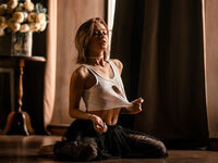 camwhore video LeilaLoveton