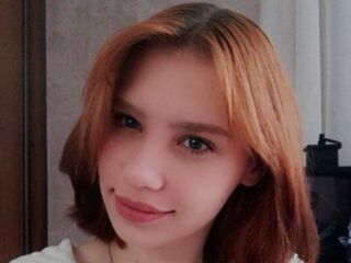naked webcam girl LelaKravetsky