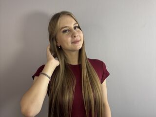 free live chart room LeolaHunkins