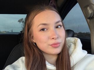 naked cam girl masturbating with sextoy LexieNastasia