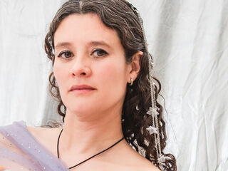 camwhore spreading pussy LiaCotes