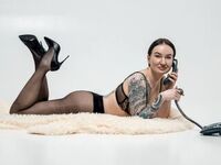 nude webcamgirl LissaSinn