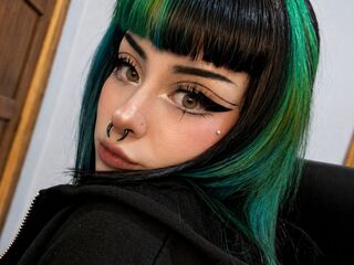 bedroom live webcam LolaGraves