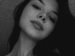 shower LubaArvanitis