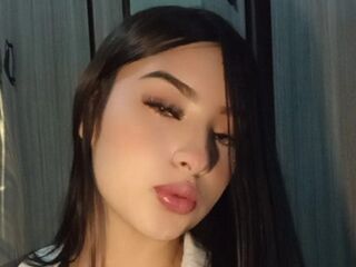 adult webcam chat room MadelynFabbro