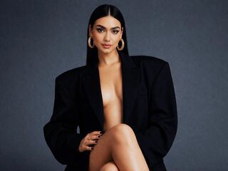 cam girl masturbating with dildo ManuelaHall