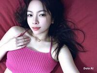 topless cam girl MariaFamurri
