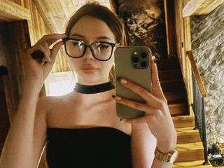 fingering cam girl picture MiaForester