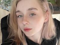 free nude live show MiaMerek