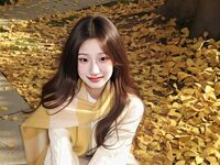 fingering girl chat MoleSon