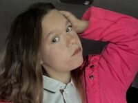 camslut spreading pussy MozellKotlle