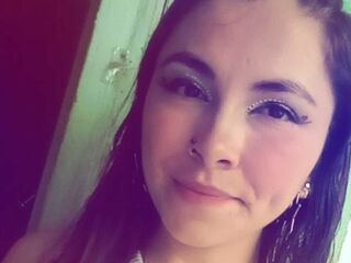 naughty cam girl masturbating with dildo PauAndreas