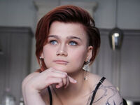 naked girl with cam PeachAveline