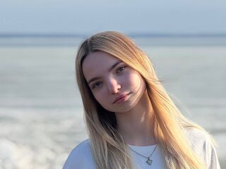 camgirl chat room RaguelMetenosky