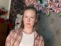 topless cam girl RebekaLiw