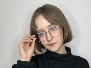 beautiful webcam girl ReginiaHolbein