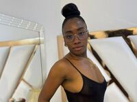 free live webcam SelenaHadid