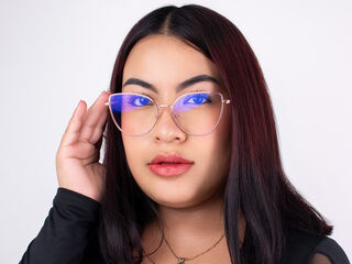 cam girl masturbating with sextoy SerenaDupont