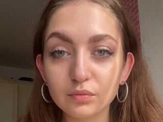 camgirl masturbating with dildo ShaniFland