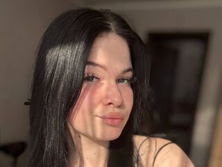 webcam girl chatroom ShonaMellerson