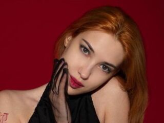 girl nude ShoshanaDesilva