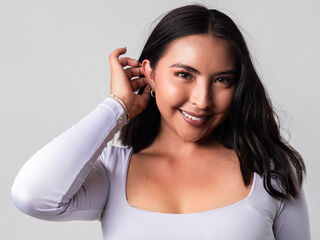free live cam chat SofiBlosh