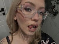 naughty camgirl fingering pussy StacyBrow