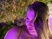 naked cam girl TarahZullo