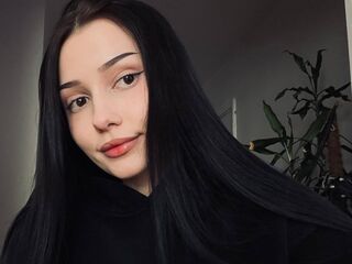 teasercam TeneshaLaton