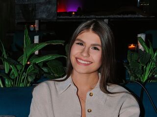 adult free chat TiaBeumer