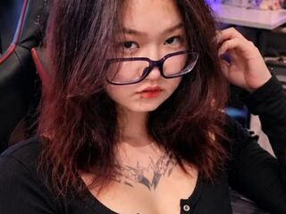 teaser webcam TishaOyervides