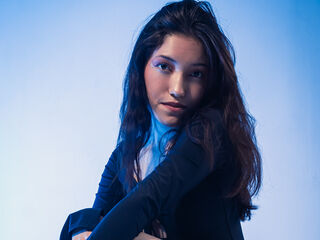 teaser cam TrinityNova