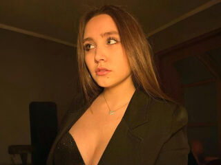 hot cam girl spreading pussy UdeleBroadhurst