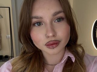 masturbating camgirl VernitaErmita