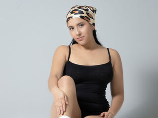 girl webcam show VeroChanel