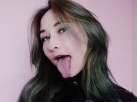live webcam girl VikaCheers