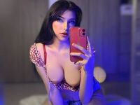 cam girl playing with dildo VioletteRose