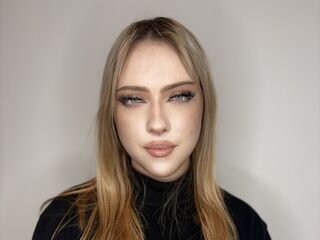 camslut naked VirgieJanosek