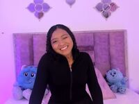 camgirl masturbating with sex toy YinethMontenegro