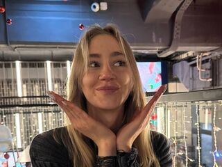 naked cam girl picture ZenaDeruiter