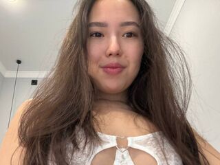 hot strip tease webcam miiavixen
